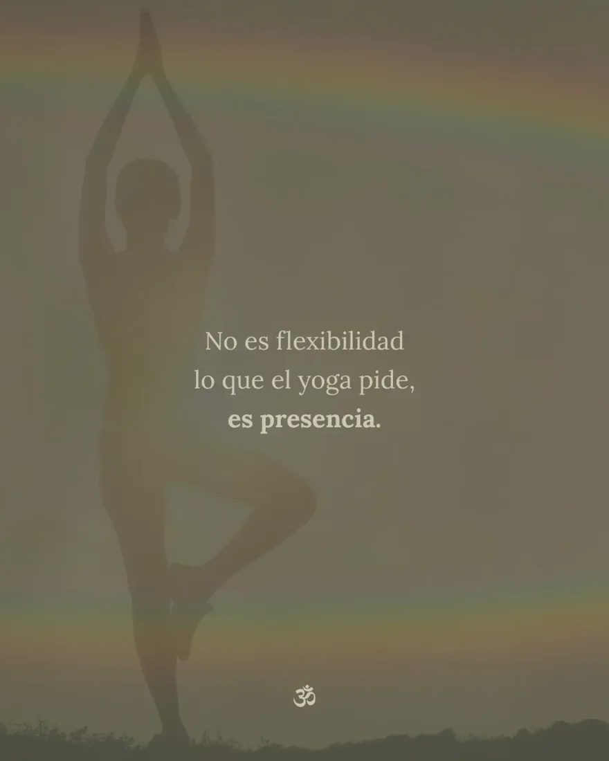 Clase de yoga en Ramadasa Yoga Kundalini, Asunción